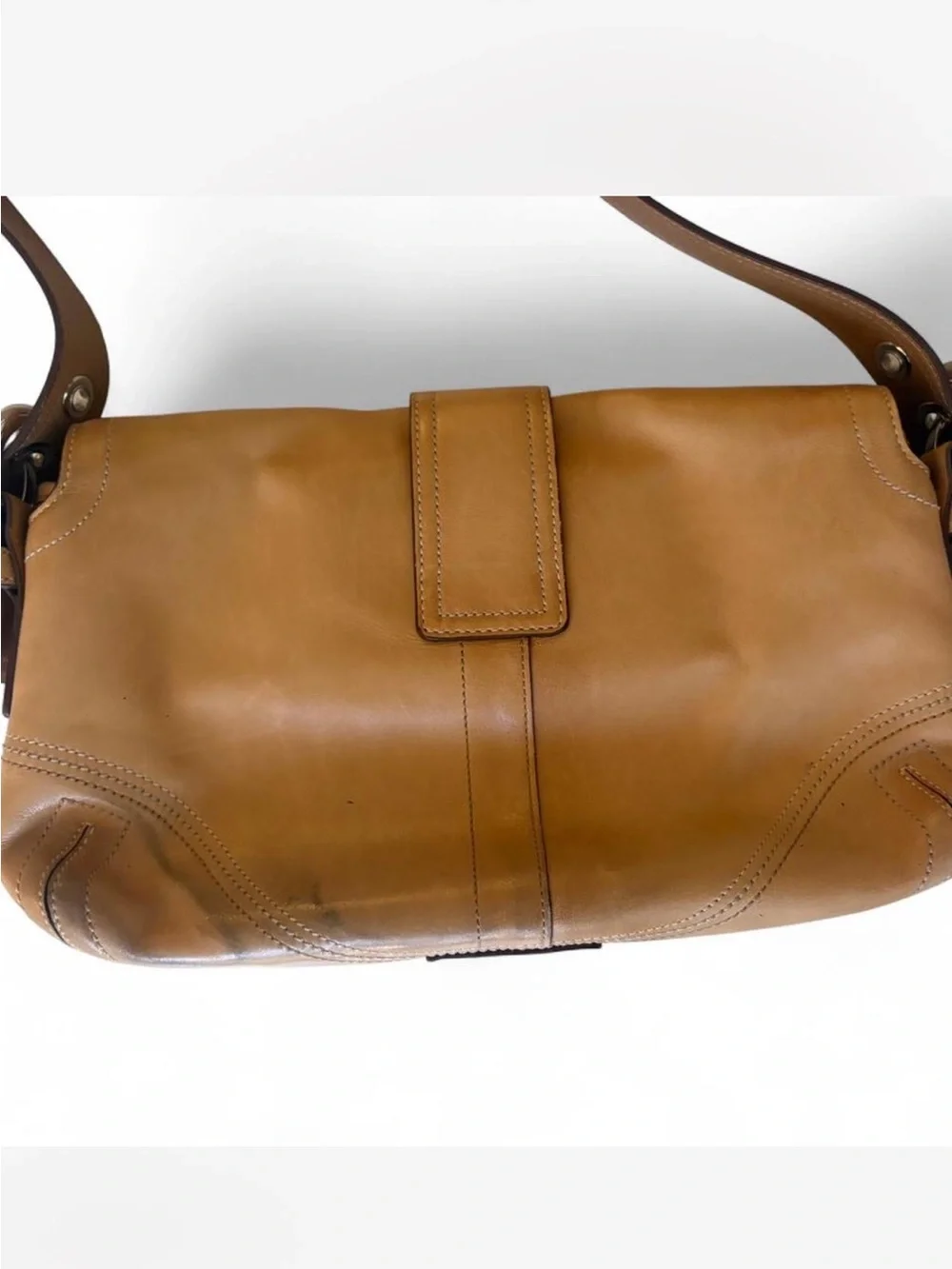 Coach Saddle Shoulder Bag in Cognac Brown with Brushed Gold Hardware